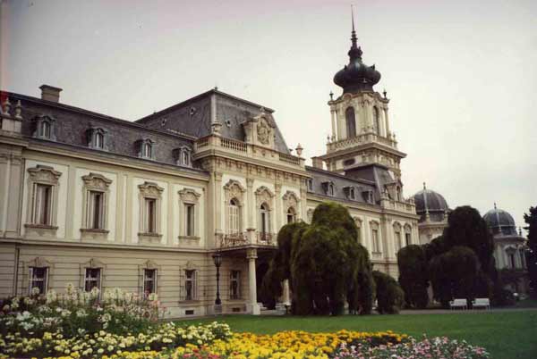 Das Schloss von Keszthely am Balaton (Plattensee) (Ungarn, Hungary, Magyarorszag)