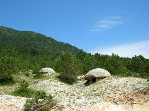 Bunker im Llogora-Nationalpark (Albanien, Albanie, Albania, Shqipria)