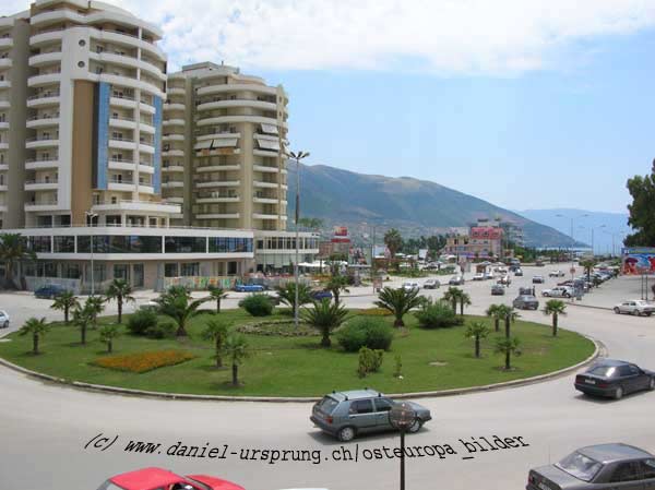 Blick auf Vlora (Vlor, Vlore) (Albanien, Albanie, Albania, Shqipria)